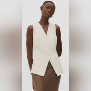 Primark Cream Sleeveless Button-Up Vest. Size XS